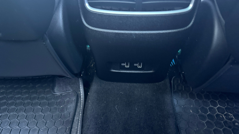 MG Hs 1.5 T-GDI Exclusive 5dr Petrol Hatchback